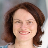  Sarah M Fendt