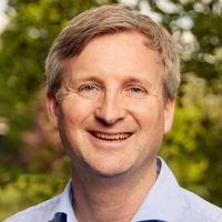  Mathew Garnett