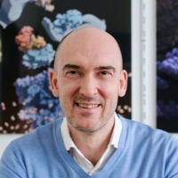  Nicolas Thomä